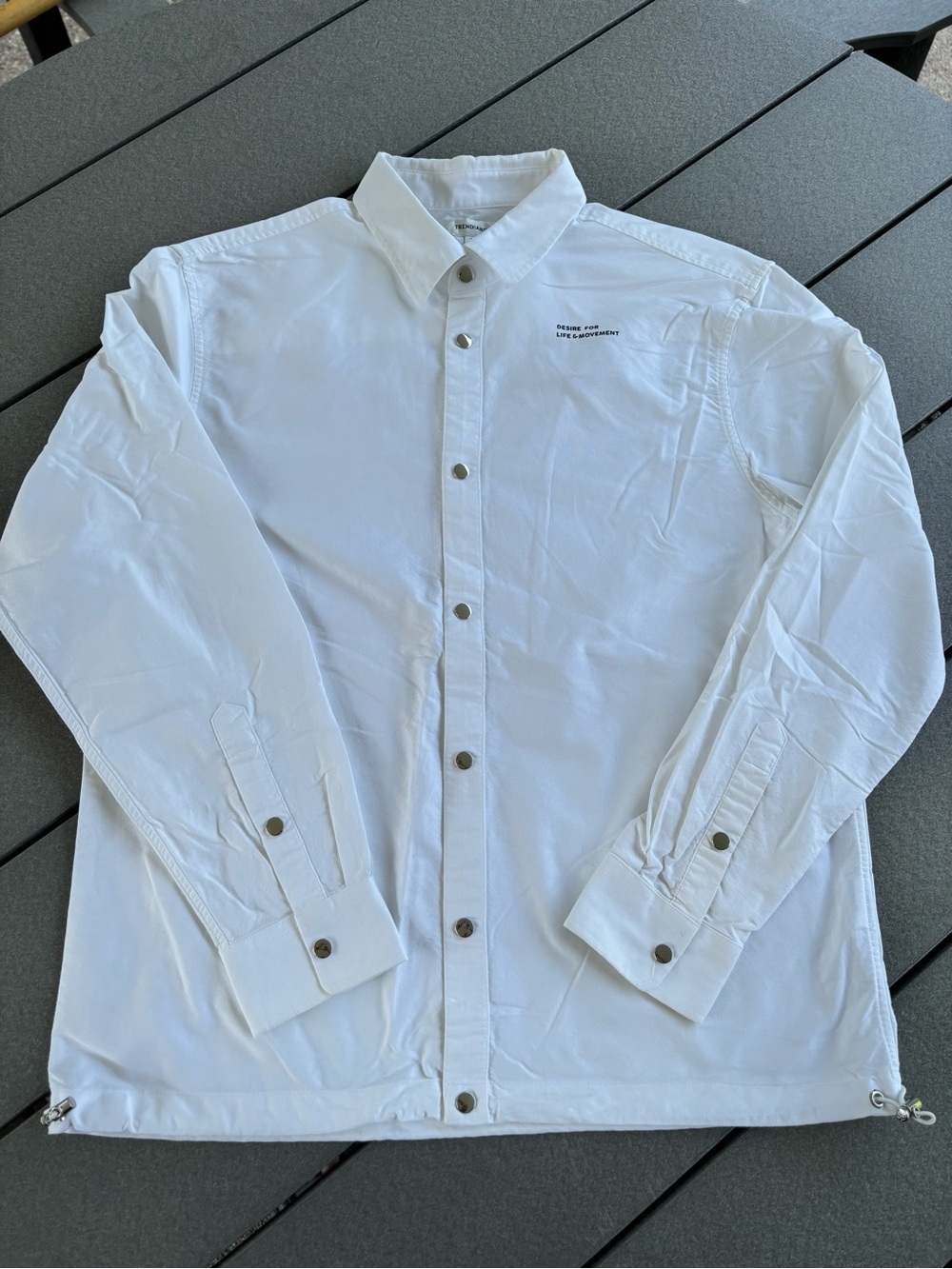 Trendiano Men's Shirt Size Large White With Button Snaps Drawstring Waist